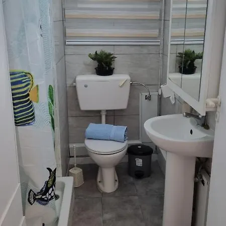 Elpida Lemon Garden House 度假居