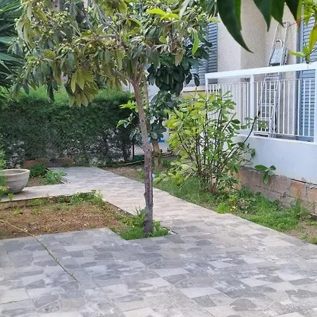 Ferienhaus Elpida Lemon Garden House Limassol