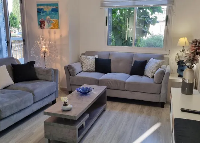 Elpida Lemon Garden House Case de vacanță Limassol