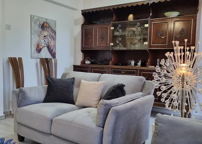 Elpida Lemon Garden House