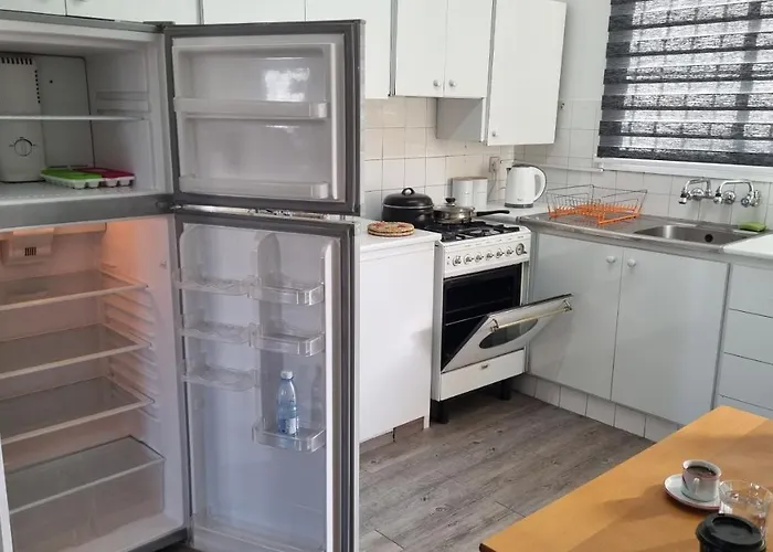 Case de vacanță Elpida Lemon Garden House Limassol