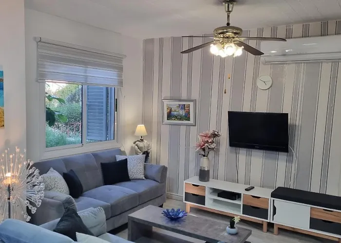 Elpida Lemon Garden House Hébergement de vacances